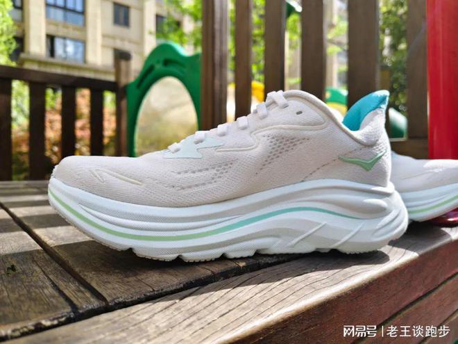 10：恰到好处的卓越跑鞋HOKA CLIFTON(图7)